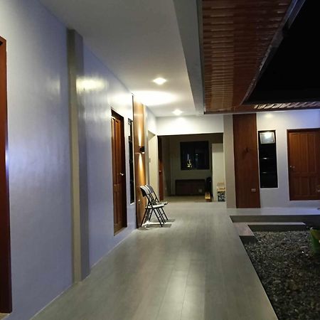 Wilson Hills Travelers Suites San Juan  Bagian luar foto