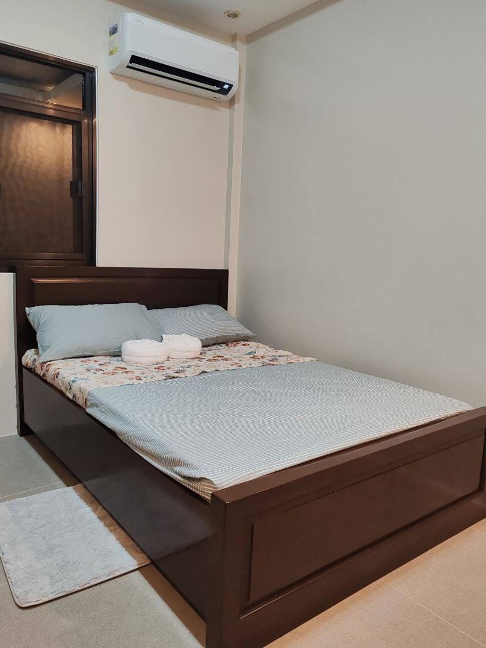 Wilson Hills Travelers Suites San Juan  Bagian luar foto